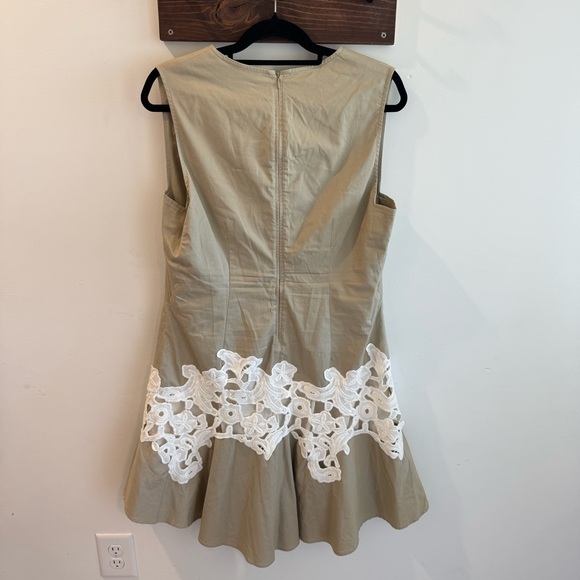 Derek Lam Collective Khaki Lace Sleeveless V Neck Mini Dress Size‎ 50 - Picture 4 of 7